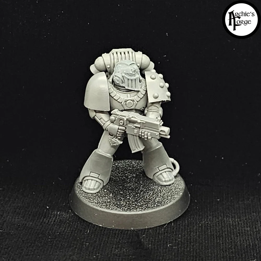 Legio Templaris Knight Helms - Set 10 - Image 3